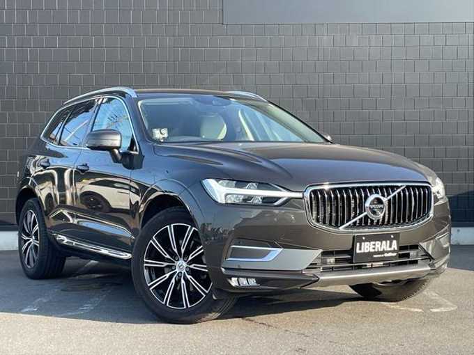 新着情報“ＸＣ６０T6 AWD Rデザイン”2018年式グレー入荷しました！