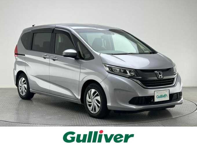 新着情報“フリードG・ホンダセンシング”2017年式ルナシルバーM入荷しました！