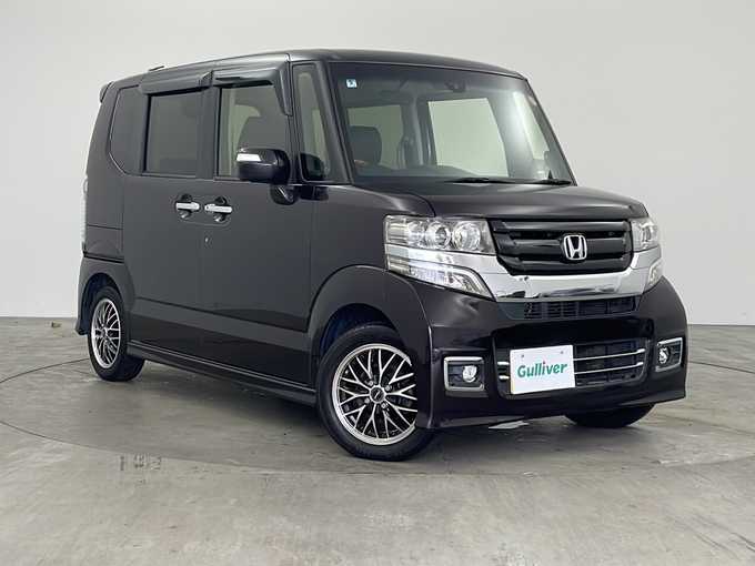新着情報“Ｎ－ＢＯＸカスタムG特別仕様車ターボSSブラックスタイルパッケージ”2017年式プレミアムベルベットパープル・パール入荷しました！