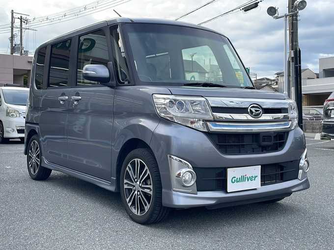新着情報“タントカスタムRS トップエディションSAⅡ”2015年式タングステングレーM入荷しました！