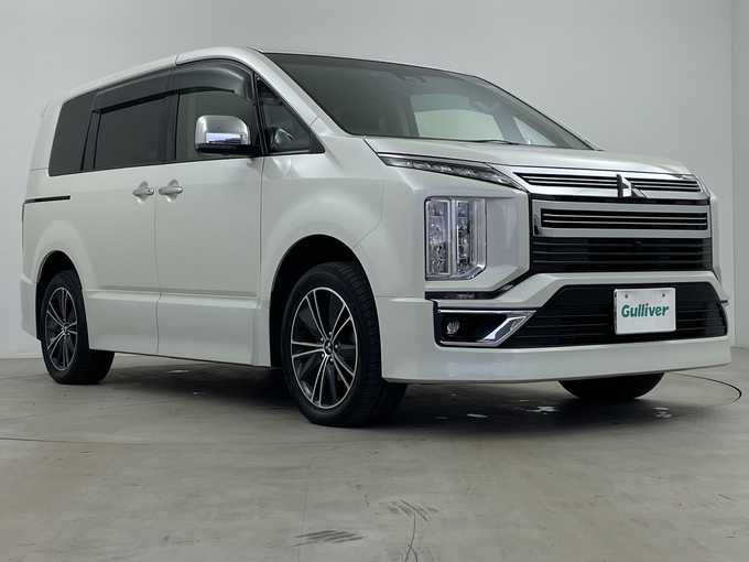 新着情報“デリカＤ：５アーバンギア G パワーパッケージ”2020年式ウォームホワイトパール入荷しました！