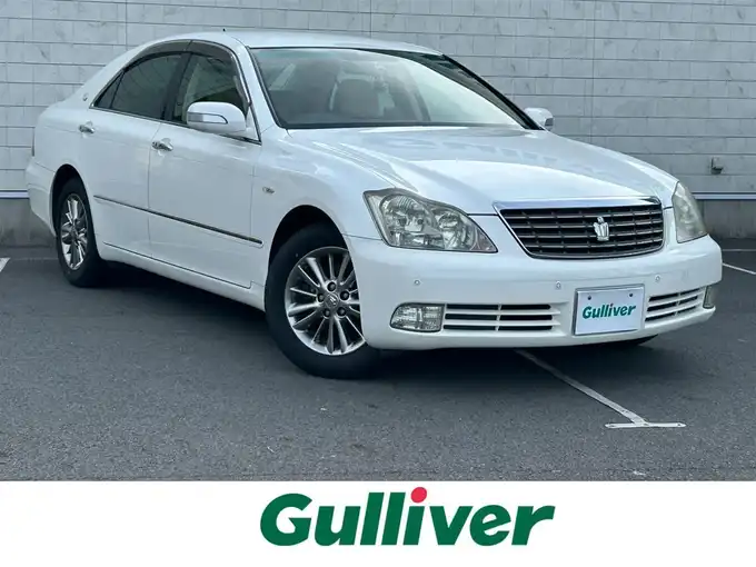 新着情報“クラウンロイヤルサルーン プレミアムエディション”2007年式ホワイトパールクリスタルシャイン入荷しました！