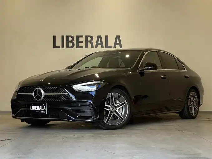 新着情報“ＣクラスC220dアバンギャルド AMGラインパッケージ”2022年式オブシディアンブラック入荷しました！