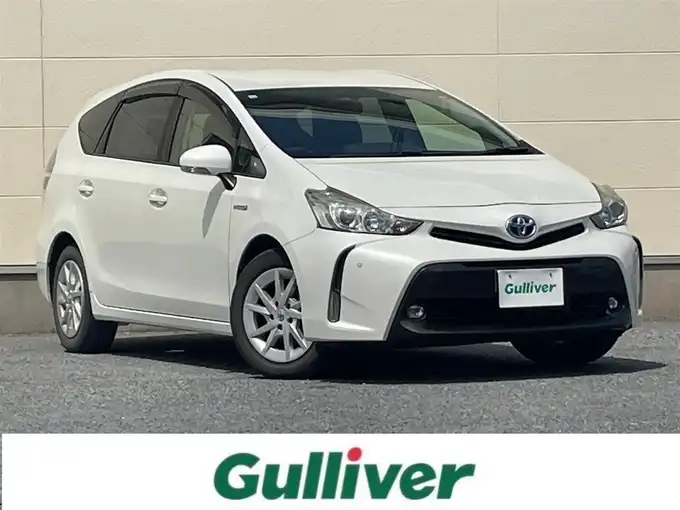 新着情報“プリウスαS”2014年式ホワイトパールクリスタルシャイン入荷しました！