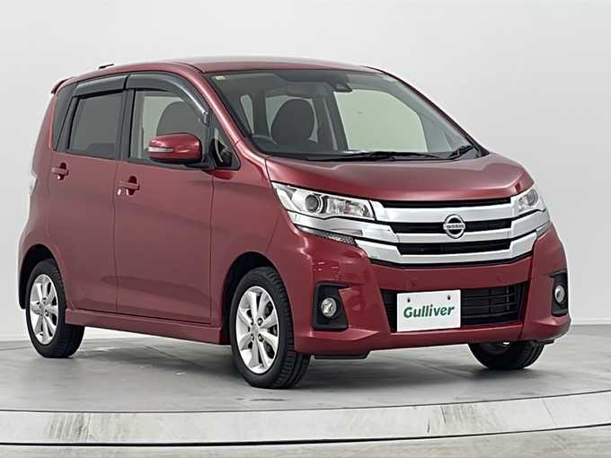 新着情報“デイズハイウェイスター X”2018年式スパークリングレッドM入荷しました！