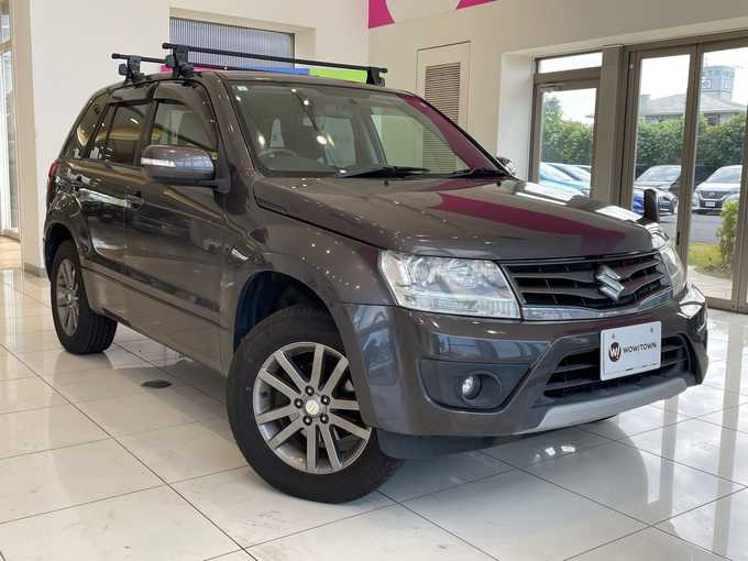 新着情報“エスクードXG”2015年式クエーサーグレーメタリック入荷しました！