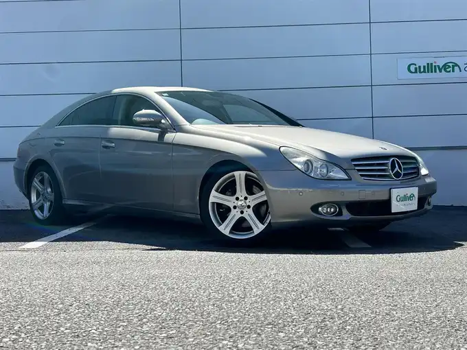 新着情報“ＣＬＳ３５０ダイヤモンドホワイトエディション”2008年式ゴールド入荷しました！