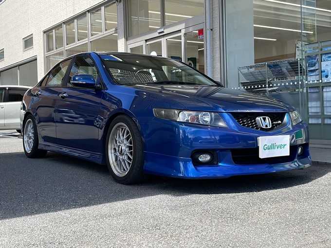 新着情報“アコードユーロR”2005年式アークティックブルーパール入荷しました！