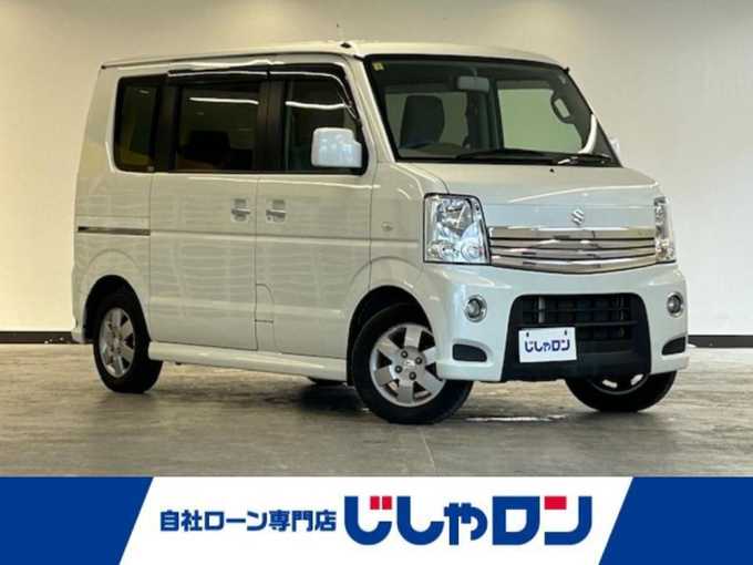 新着情報“エブリイワゴンPZターボ”2014年式パールホワイト入荷しました！