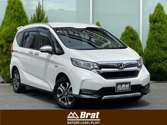 新着情報“フリード＋クロスター・ホンダセンシング”2020年式プラチナホワイトパール入荷しました！