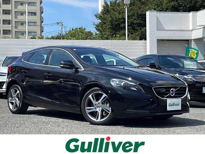 新着情報“Ｖ４０D4 モメンタム”2016年式オニキスブラックP入荷しました！