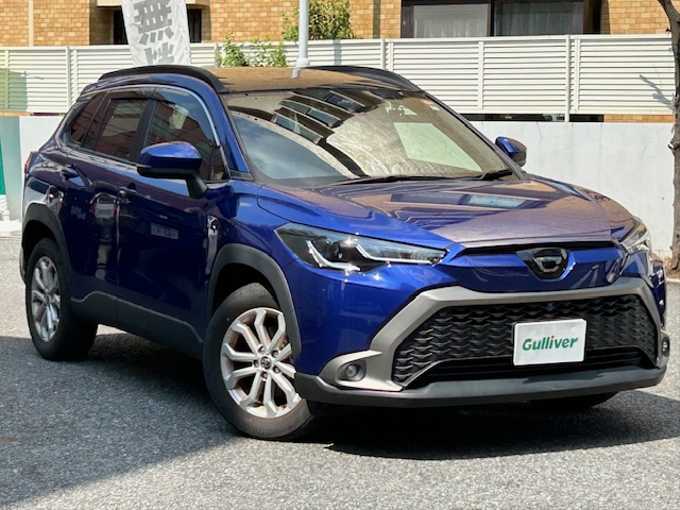 新着情報“カローラクロスS”2022年式ダークブルーマイカM入荷しました！