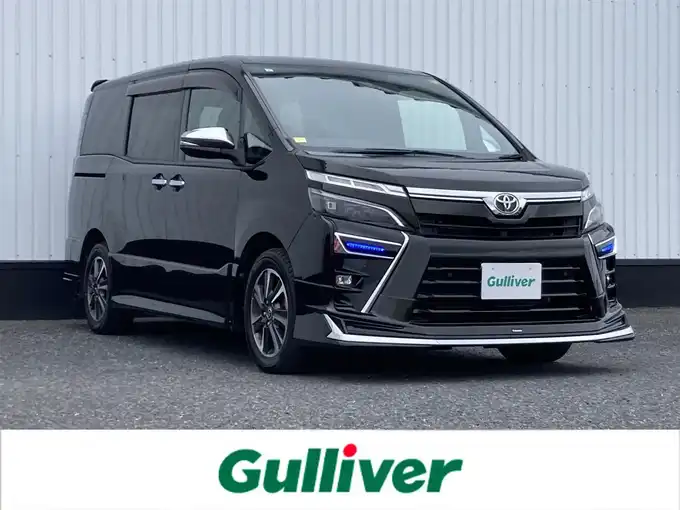 新着情報“ヴォクシーZS 煌Ⅲ”2021年式イナズマスパーキングブラックガラスフレーク入荷しました！