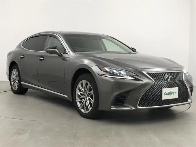 新着情報“ＬＳLS500 バージョンL”2018年式マンガンラスター入荷しました！