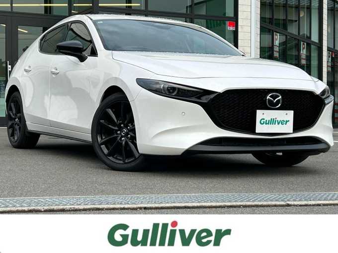 MAZDA3スノーフレイクホワイトパールマイカ MAZDA3】スノーフレイクホワイトパールマイカ再度見てきました