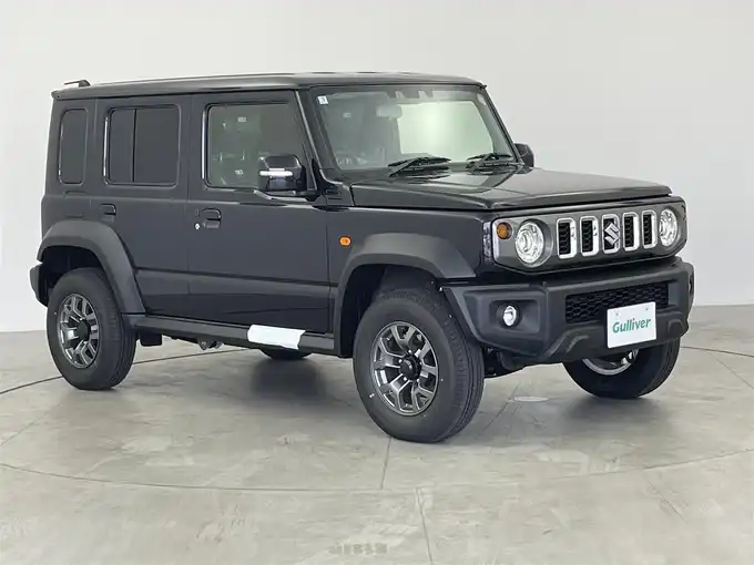 新着情報“ジムニーノマドFC”2025年式黒入荷しました！