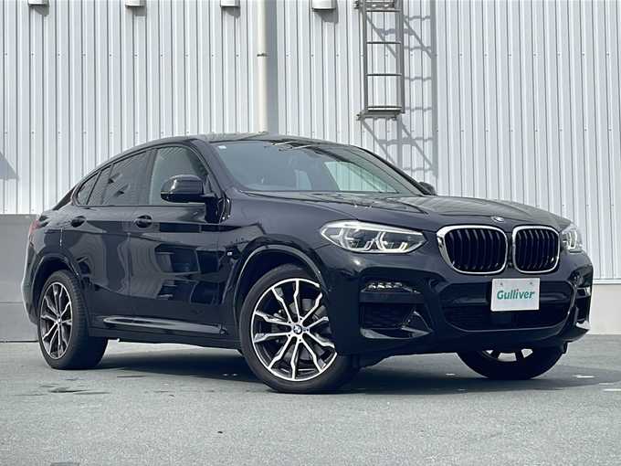 新着情報“Ｘ４xDrive 20d Mスポーツ”2021年式サファイアブラックP入荷しました！