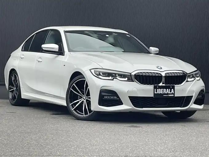 新着情報“３シリーズ320d xDrive Mスポーツ”2019年式白入荷しました！