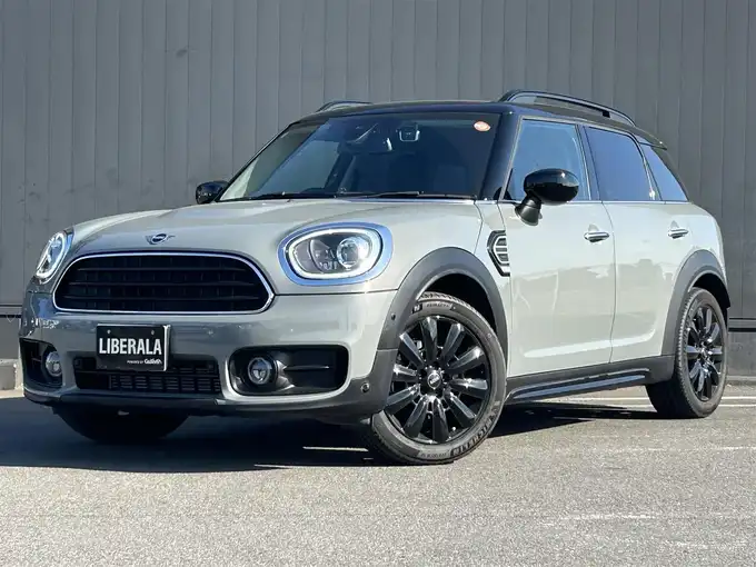 新着情報“ＭＩＮＩクーパーD クロスオーバー”2020年式ムーンウォークグレーメタリック入荷しました！