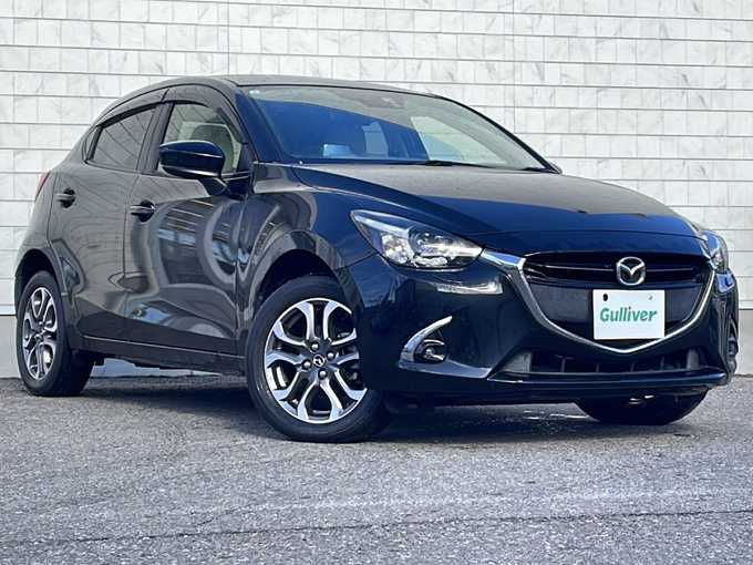 新着情報“デミオXDツーリング Lパッケージ”2017年式ジェットブラックマイカ入荷しました！