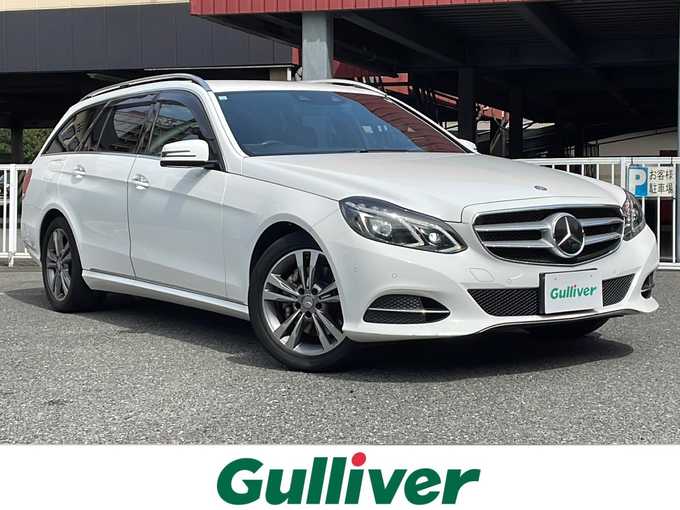 新着情報“ＥクラスステーションワゴンE300 ステーションワゴン アバンギャルド”2014年式ポーラホワイト入荷しました！
