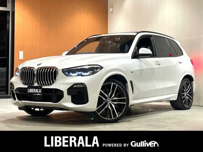 新着情報“Ｘ５xDrive 35d Mスポーツ エア・サスペンション装着車”2020年式アルピンホワイトⅢ入荷しました！