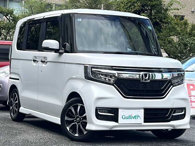 新着情報“Ｎ－ＢＯＸカスタムG・Lホンダセンシング”2019年式プラチナホワイトパール入荷しました！