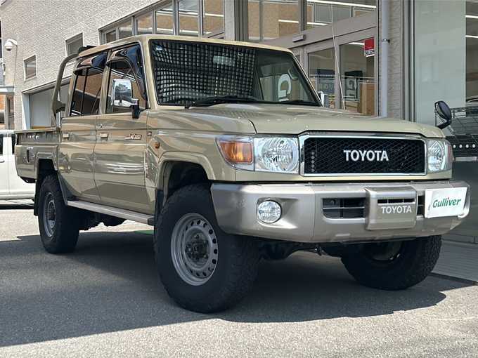 新着情報“ランドクルーザー７０ピックアップ”2015年式ベージュ入荷しました！