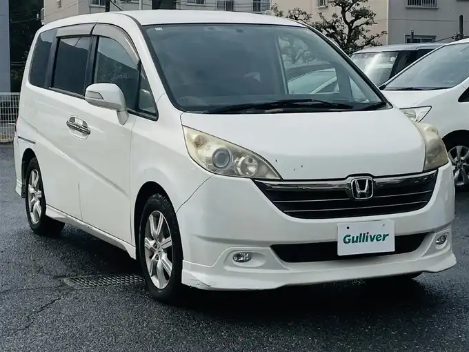 新着情報“ステップワゴン24Z”2006年式白入荷しました！