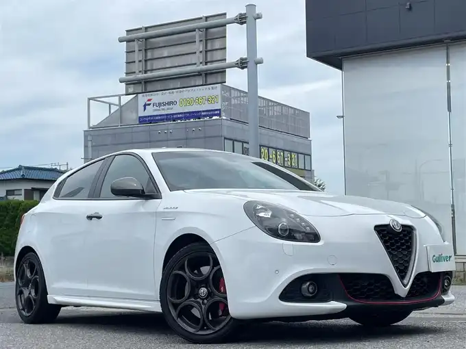 新着情報“ジュリエッタヴェローチェ カーボン”2018年式白入荷しました！