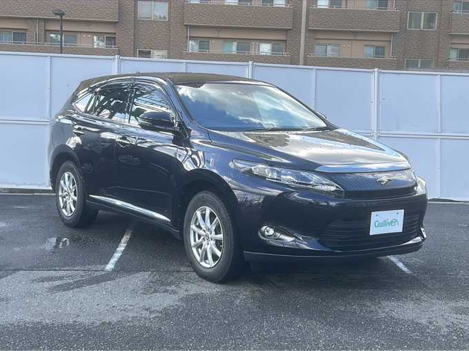 新着情報“ハリアープレミアム”2016年式スパークリングブラックパールクリスタルシャイン入荷しました！