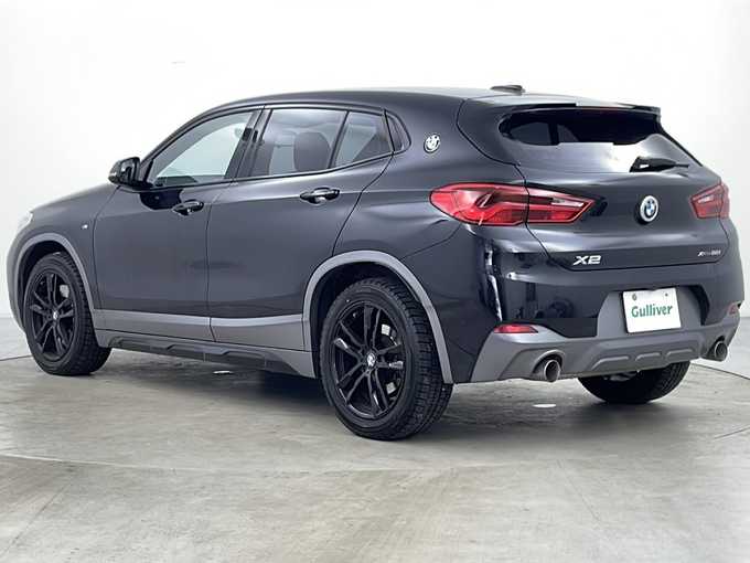 新着情報“X2xDrive 20i MスポーツX”2018年式黒入荷しました