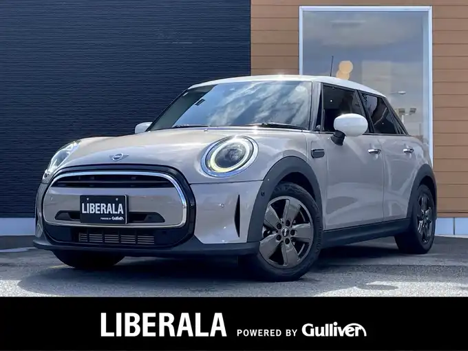 新着情報“ＭＩＮＩクーパー ピカデリーエディション”2021年式グレーⅡ入荷しました！