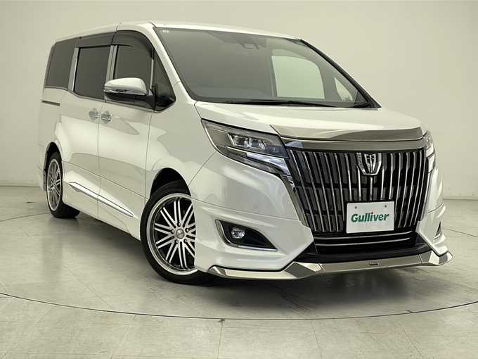 新着情報“エスクァイアGi プレミアムパッケージ ブラックテーラード”2021年式ホワイトパールクリスタルシャイン入荷しました！