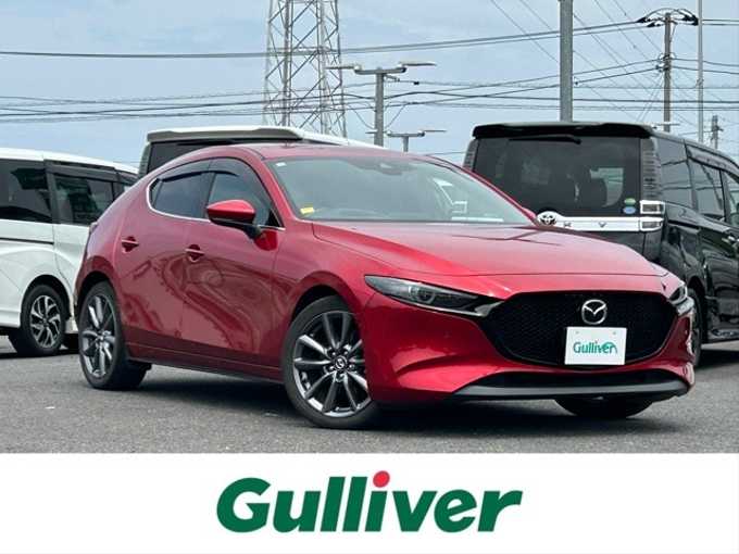 新着情報“ＭＡＺＤＡ３ファストバックXDバーガンディ セレクション”2020年式ソウルレッドクリスタルM入荷しました！