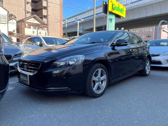 新着情報“Ｖ４０T4”2015年式黒入荷しました！