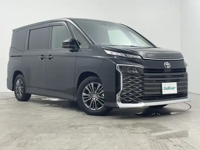 新着情報“ヴォクシーS－G”2022年式黒入荷しました！