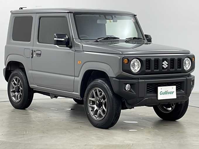 新着情報“ジムニーXC”2023年式ミディアムグレー入荷しました！