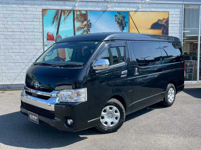 新着情報“ハイエースワゴンDX”2019年式黒入荷しました！