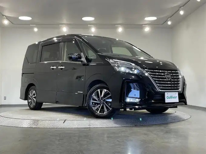 新着情報“セレナハイウェイスターV”2021年式ダイヤモンドブラック入荷しました！