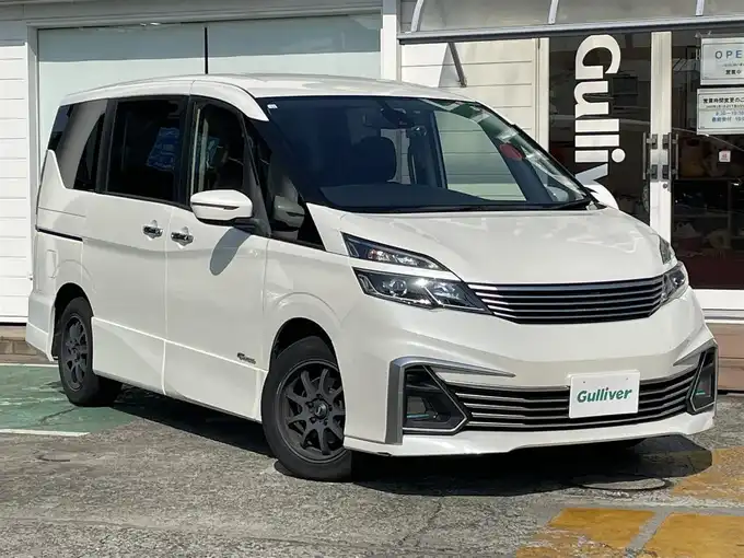 新着情報“セレナライダー”2016年式ブリリアントホワイトパール入荷しました！