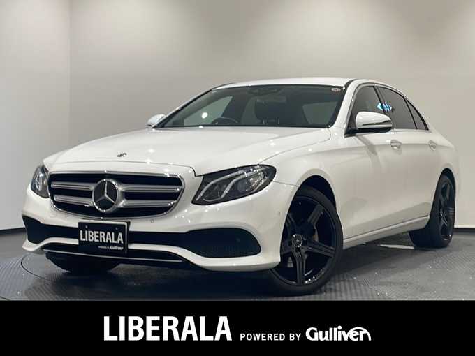 新着情報“ＥクラスE200 4マチック アバンギャルド”2018年式ポーラホワイト入荷しました！