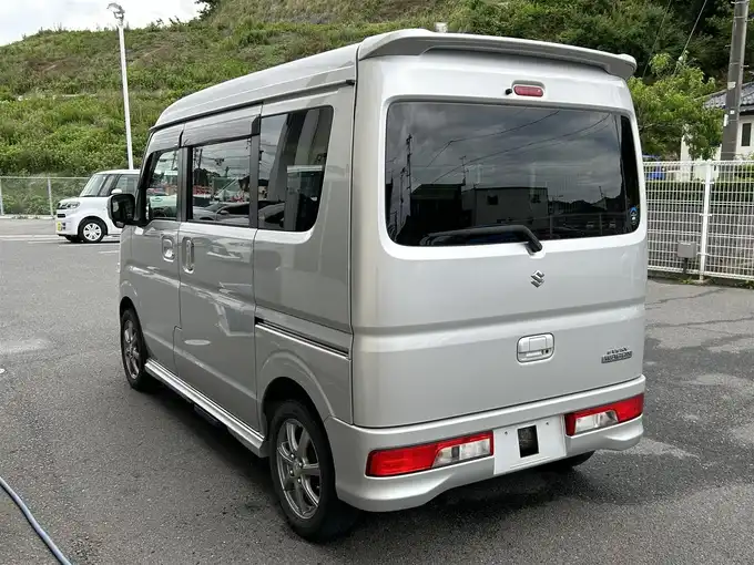 車両画像03