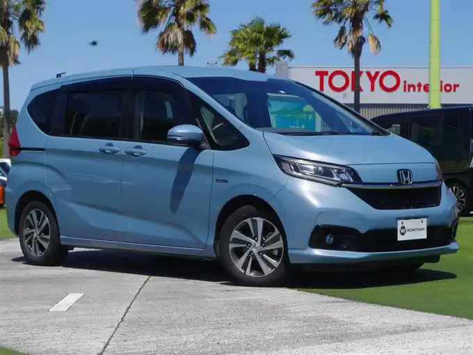 新着情報“フリードハイブリッドハイブリッド・Gホンダセンシング”2020年式シーグラスブルーパール入荷しました！