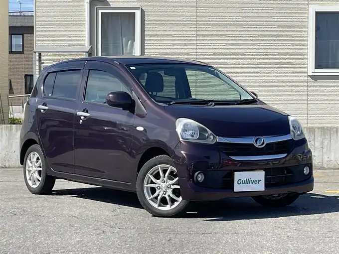 新着情報“ミライースXf SA”2013年式プラムブラウンクリスタルマイカ入荷しました！