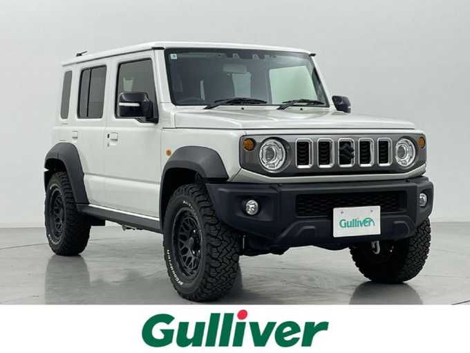 新着情報“ジムニーノマドFC”2025年式パール入荷しました！