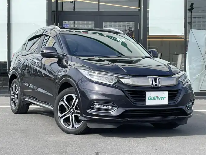 新着情報“ヴェゼルハイブリッドZ・ホンダセンシング”2020年式ルーセブラックM入荷しました！