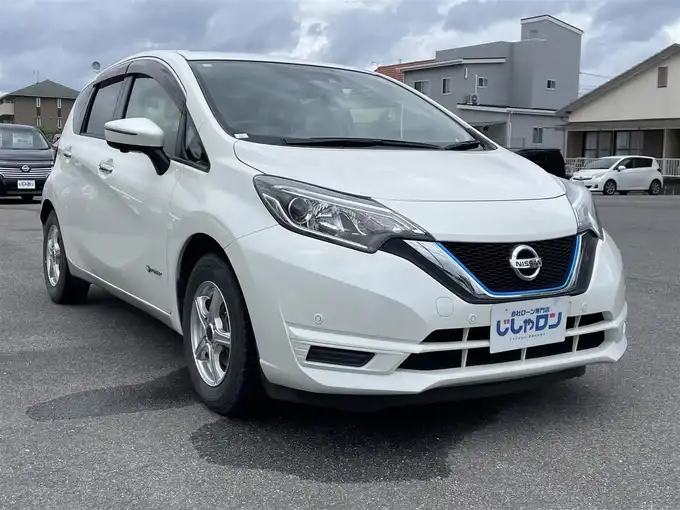 新着情報“ノートe－パワー X”2016年式ブリリアントホワイトパール入荷しました！