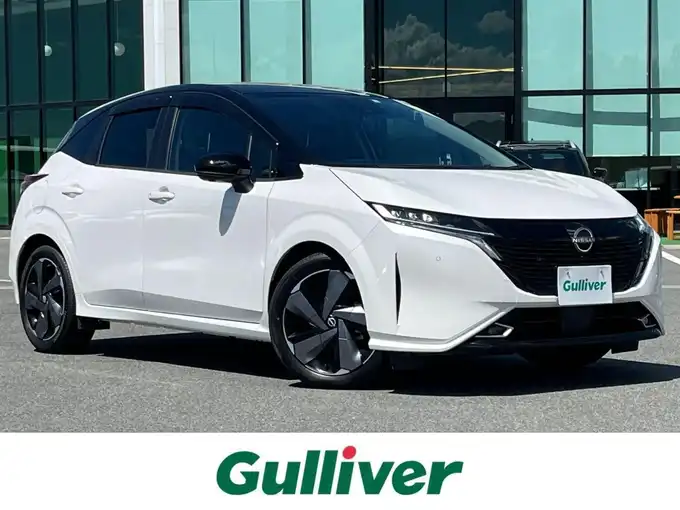 新着情報“オーラG レザーエディション”2022年式ピュアホワイトパール / スーパーブラック 2トーン入荷しました！