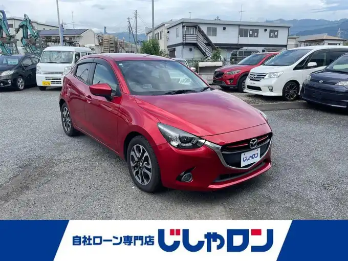 新着情報“デミオXDツーリング”2015年式ソウルレッドプレミアムメタリック入荷しました！